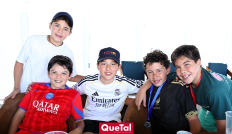  José Leos, Daniel Velázquez, Leo de la Garza, Juan Torres y Roberto Zarur.