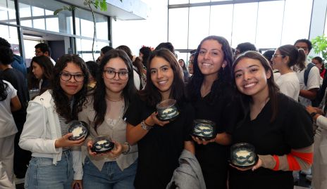 Paola, Regina, Alejandra, Majo y Mar.