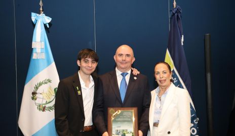 Francisco Martínez, Francisco Martínez y Margarita Becker.
