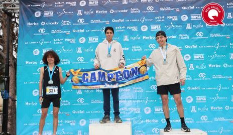  Acher Alejandro, Ángel Emiliano Bueno e Ismael González.