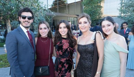  Andrés González, Paulina Alonso, Sara Aguilar, Carmina Reynoso y Valeria González.