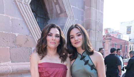  Fabiola Valdés y Valeria Lomelí.