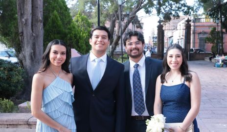  Andrea, Diego, Emmanuel y Ana Paula.