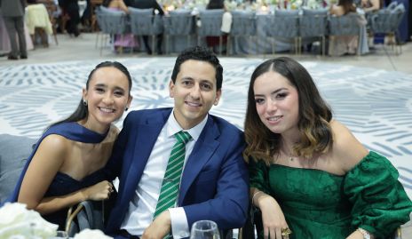  Kaori Delgado, Diego Chávez y Galilea Cárdenas.