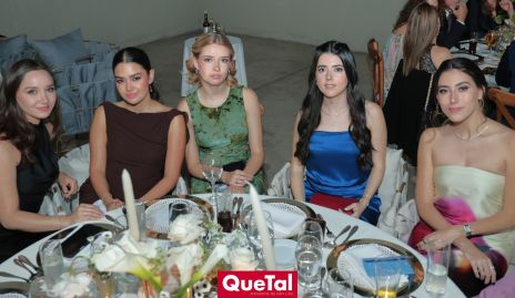  Fernanda González, María Fernanda, Bárbara Torres, Clarissa y Michelle Aldaco.