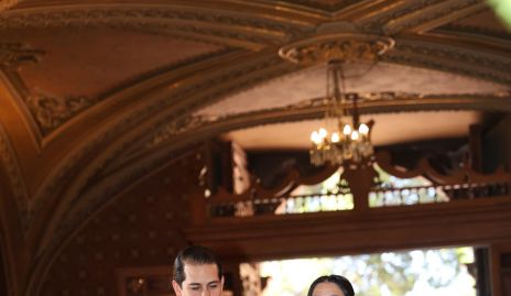  Gerardo Martínez con su mamá Pilar Fernández.
