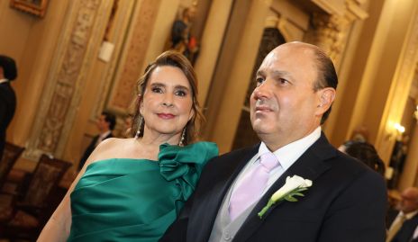 Marysol Hernández y Oscar González, papás de la novia.