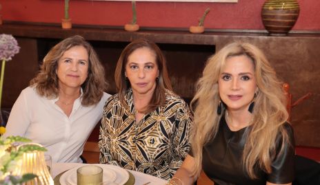  Marilú Mendizábal, Olga Lorena Castro y Paty Annettte Ruiz.