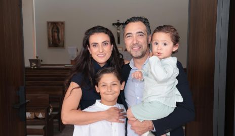  Fernanda Saiz, Wilfrido Martínez con su ahijado Marco César y su hijo Alonso Martínez.
