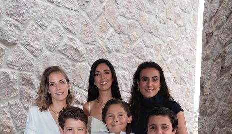  Montserrat Martell y Julián Ramírez, Silvia Araiza y Marco César, Fernanda Saiz y José María Martínez.