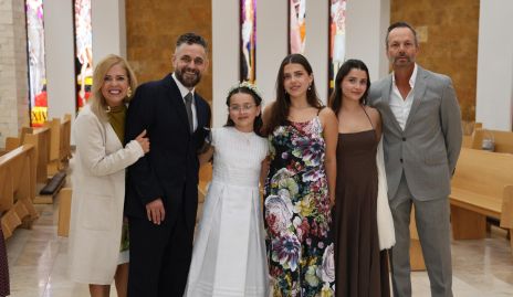  María Esther Guerra, Valentín Guerra, María José, Victoria, María y Víctor Muñoz.