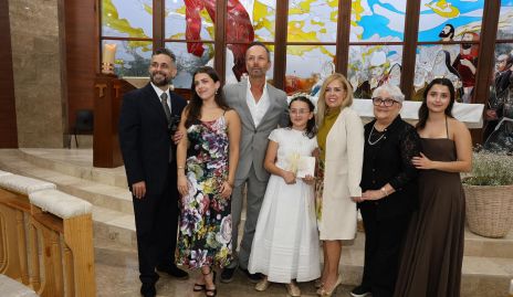  Valentín Guerra, Victoria Muñoz, Víctor Muñoz, María José Muñoz, María Esther Guerra, María Esther y María Muñoz.
