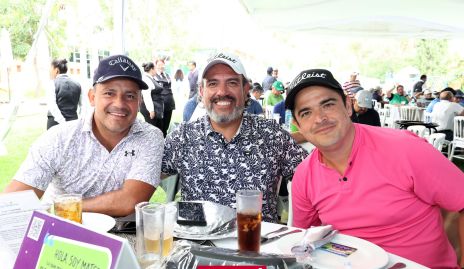   Chava Vázquez, Víctor Sánchez y Eduardo Gouyonnet.