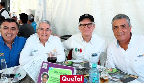  Daniel Leija, Alejandro Stevens, José Lomas Viñas y Raúl Flores.
