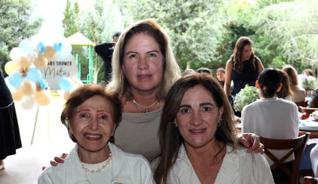  Ani Rossel, Georgina Anaya y Anita Anaya.