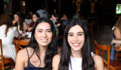 Mariana y Victoria.