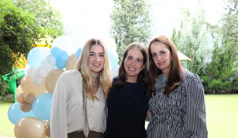  Macarena Anaya, Montse Anaya y Montse Fonte.