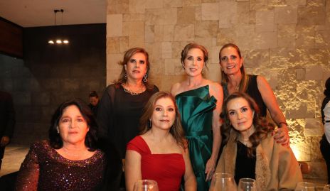  Graciela Torres, Ana Hunter, Mireya Payán, María Maza, Cristina Pérez, y Araceli Cano.