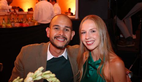  Carlos Buendía y Wendy García.