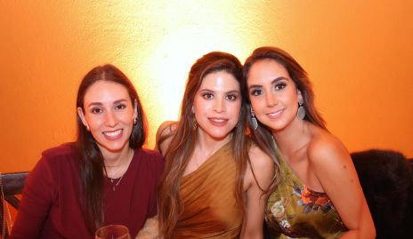  Jessica Villarseñor, Fer Hernández y Lu Borbolla.
