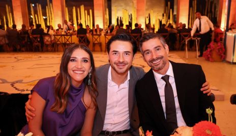  Jessica Berrones, Juan Rodríguez y Carlo Ramos.