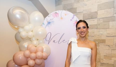  Valeria Rangel.