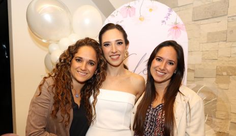  Ale Rangel, Valeria Rangel y Marifer Rangel.