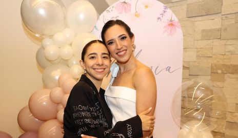  Estefanía Leíja y Valeria Rangel.