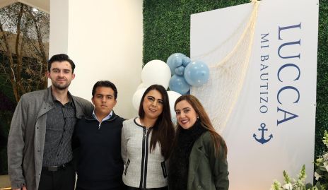  Guillermo Daumas, Santiago Zavala, Janet Gandhi y Patricia Gandhi.