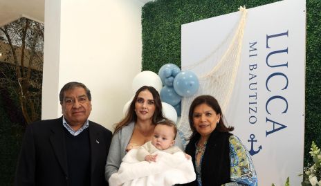  René Díaz, Andrea Rossel, Lucca Aranda y Tita Ruiz.
