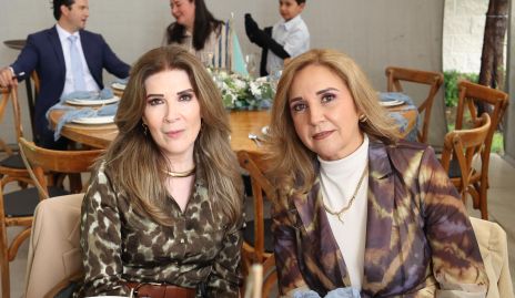  Ángeles Delgadillo y Laura García.