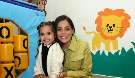  Almudena Garza y Ana Escobar.
