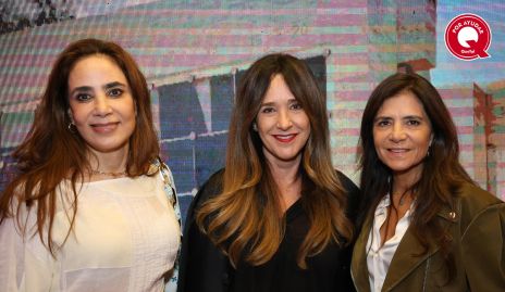  Cristina Chevaile, Claudia Toledo y Claudia de los Santos.