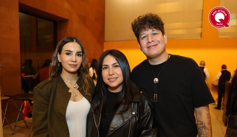  Maite De Antuñano, Dinorah Reyes y Sot Ferrnández.