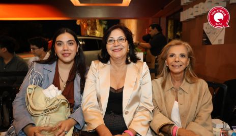  Fernanda Martínez, Alicia Cabello y Elena Gaviño.
