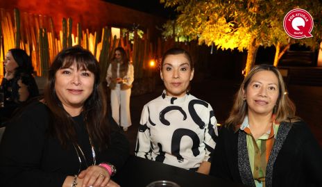  Norma Gutiérrez, Soni Esqueda y Mariela del Campo.