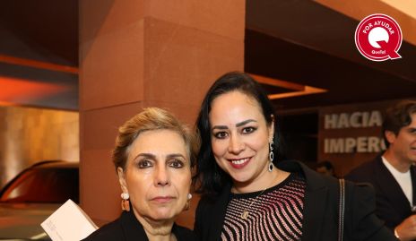  Érika Navarro y Angie Gutiérrez.