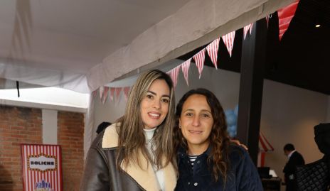  Elizabeth Berrones  y Cristi Massa.