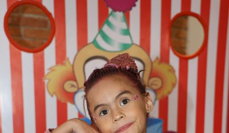  Martina Valle.
