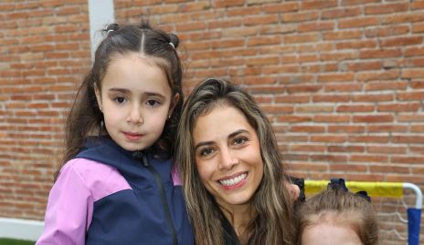 Loretta, Regina y Giselle.