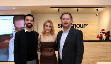  Mauricio Gámez, Elizabeth Compean y Alan Flores.