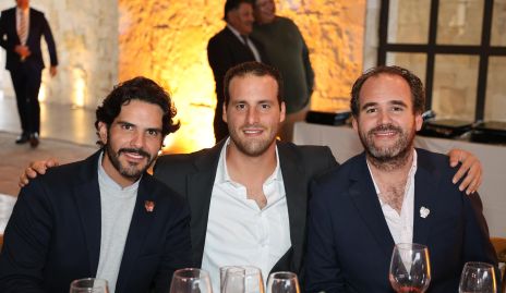  Anuar Zarur, Juan Pablo Elizalde y Fernando Castañón.