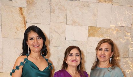  Rosalba Martínez, Elsa Arias y Leonor Ávila.