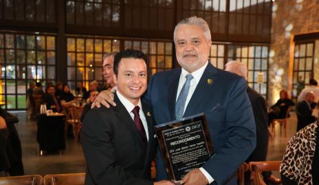  Fernando Delgadillo y José Néstor Garza.