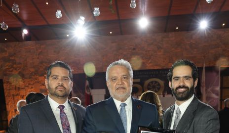  Néstor Garza, José Néstor Garza y Néstor Eduardo Garza.