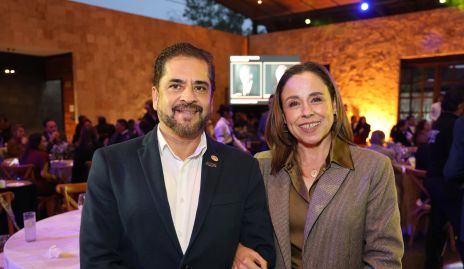 Neil Castro y Marcela Mejía.