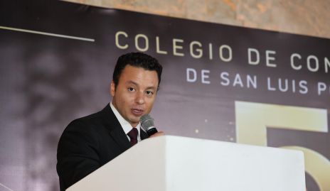  Fernando Delgadillo.