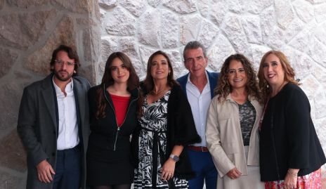  Eduardo Cantú, Karina Cantú, Blanca González, Eduardo Cantú, Paty Lara y Dina González.