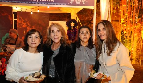  Pina Cadena, Gaby Cantú, Paty Valadés y Alejandra Martínez.