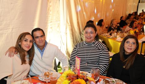  Giselle Báez, Mauricio Allende, Edna Uribe y Gaby Franco.